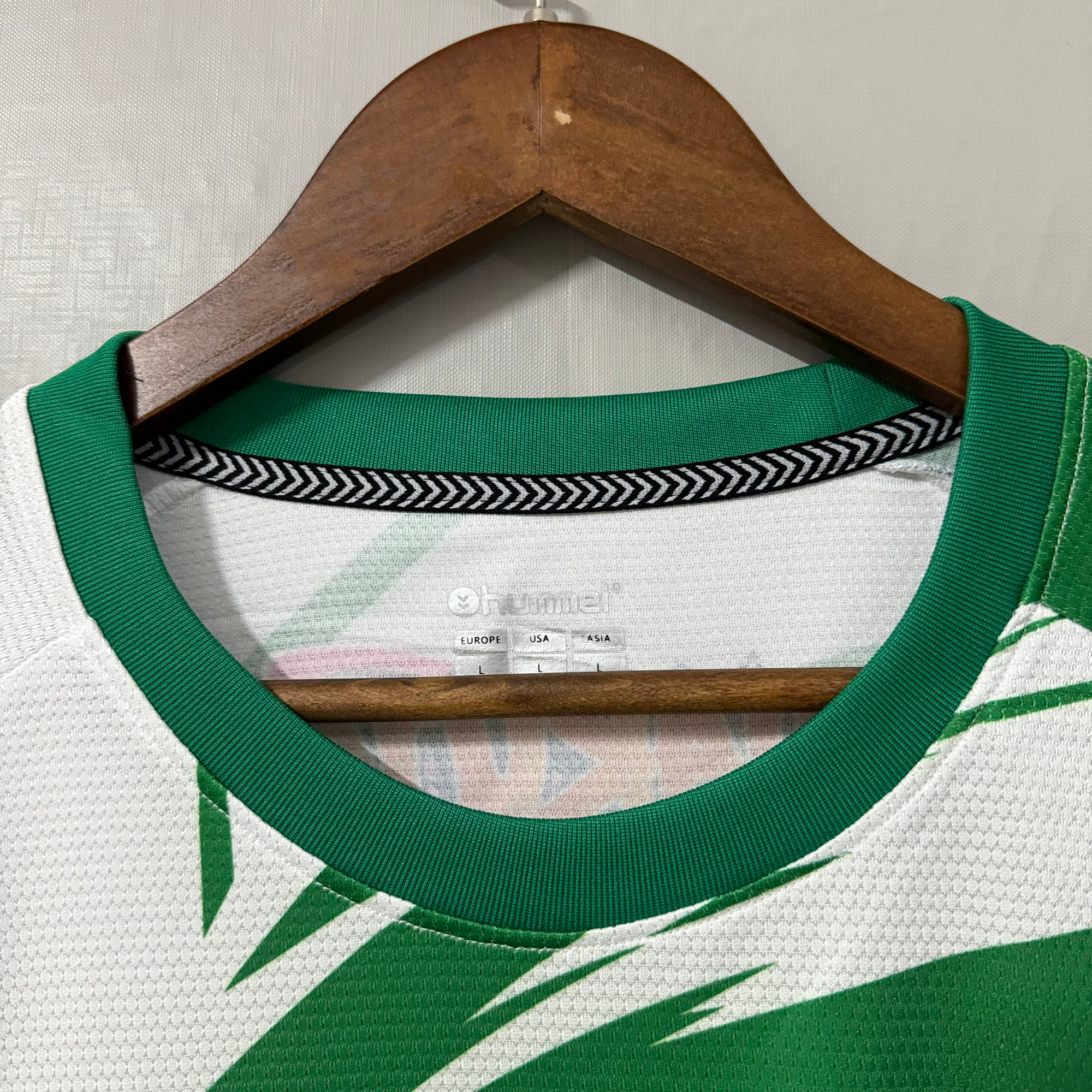 Real Betis 2025 Naruto Camiseta Edición Especial