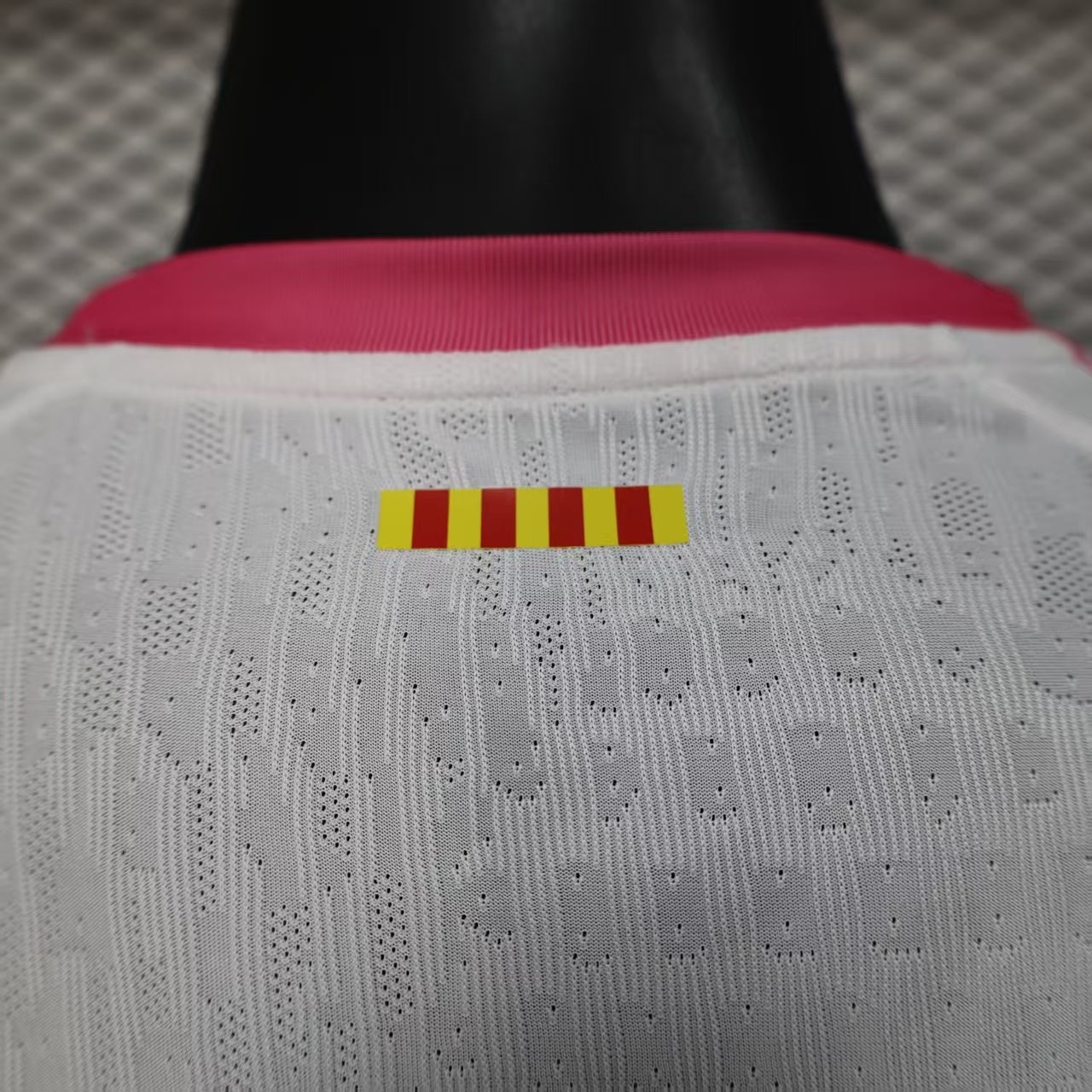 Barcelona 2025/26 Edición Especial Blanca/Rosa Camiseta - Versión Jugador