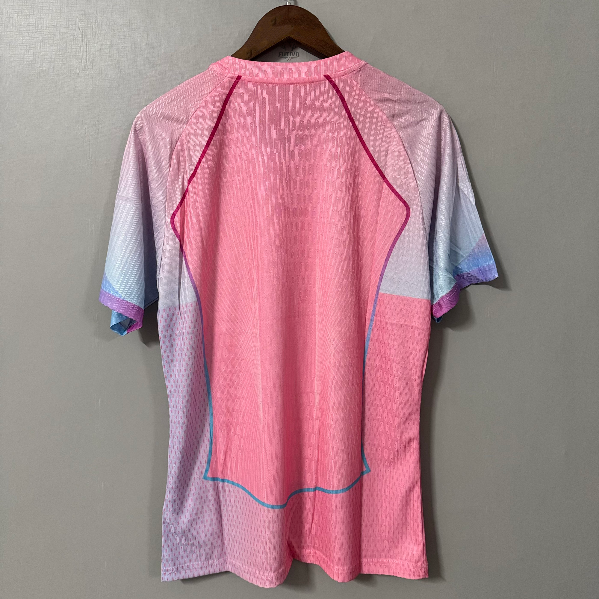 Barcelona 2025 Rosa Camiseta Edición Especial - Versión Jugador