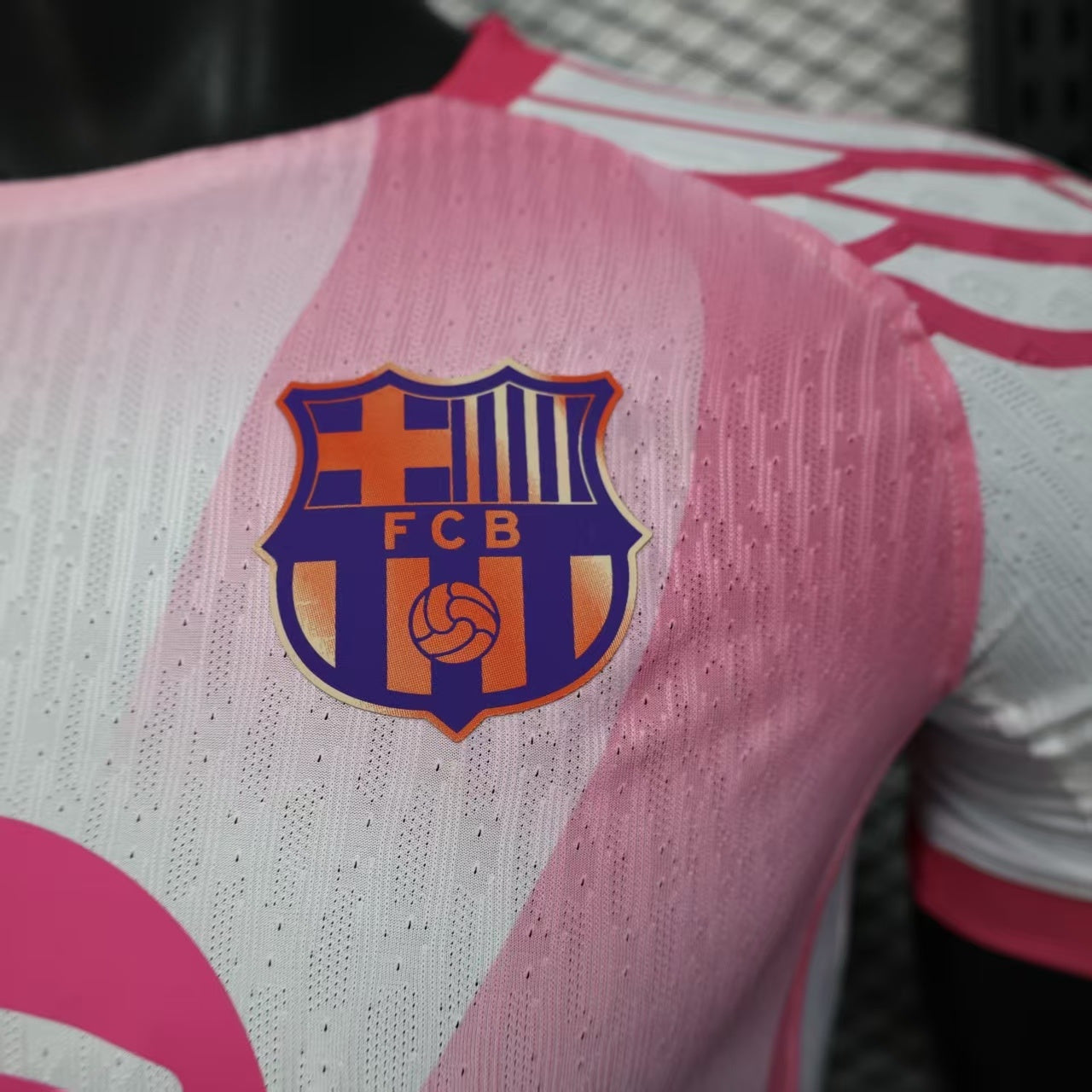 Barcelona 2025/26 Edición Especial Blanca/Rosa Camiseta - Versión Jugador