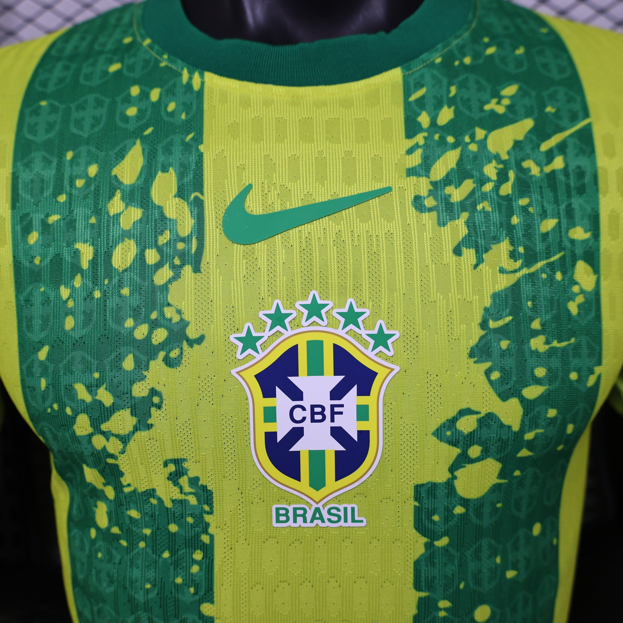 Brazil 2026 Edición Especial Yellow/Verde Camiseta - Versión Jugador