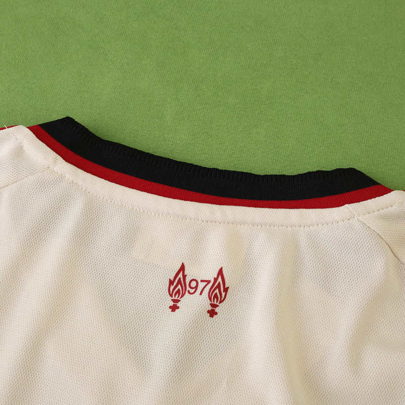 Liverpool Away Jersey 2025/26 - CHAMPIONS 24/25 &amp; Gold Trophy